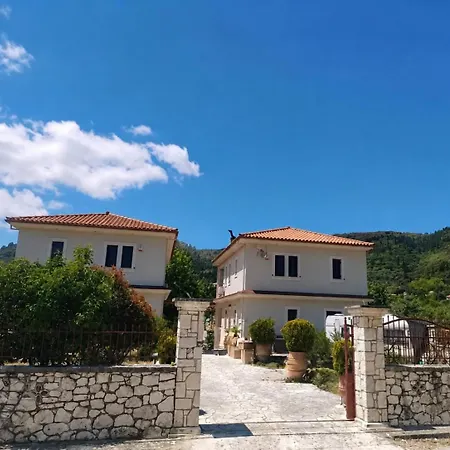 Oreinó Villa *